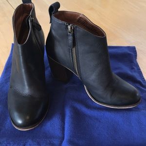 Women’s boots